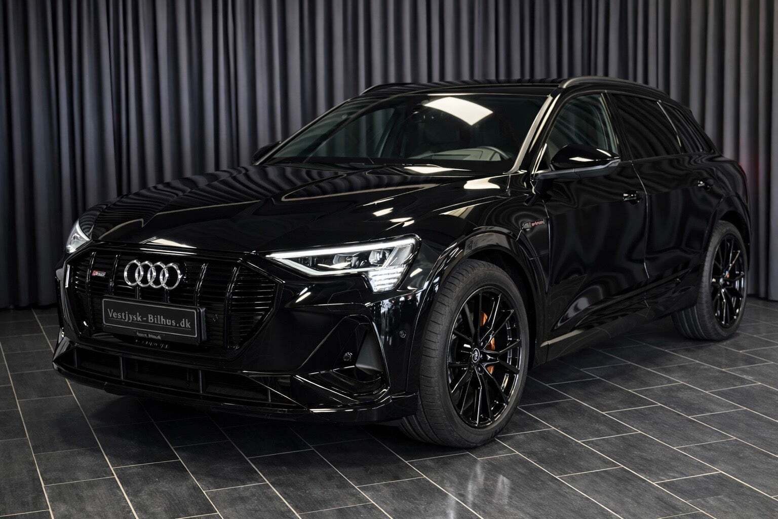 Audi e-tron 55 S-line quattro