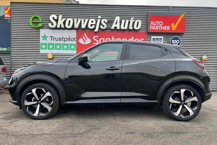 Sort Nissan Juke fra 2023