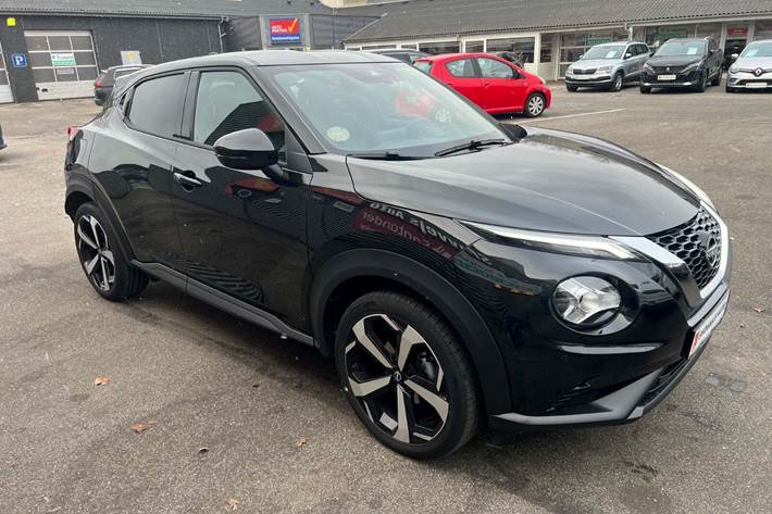 Sort Nissan Juke fra 2023