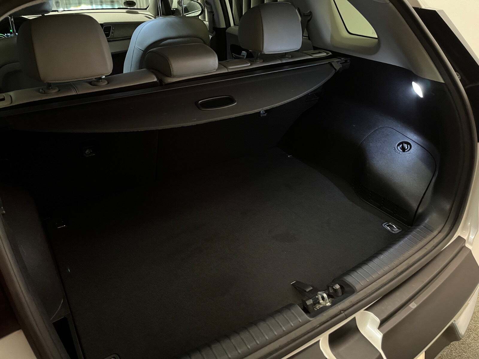 Hvid Kia Niro fra 2019