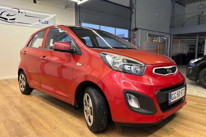 Rød Kia Picanto fra 2011