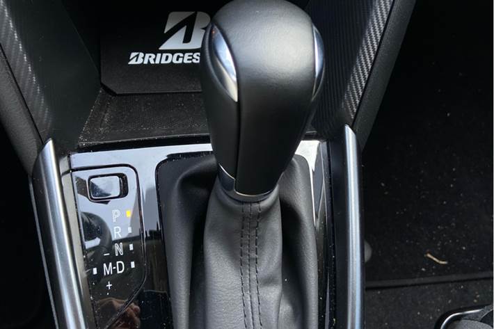 Sort Mazda 2 fra 2024