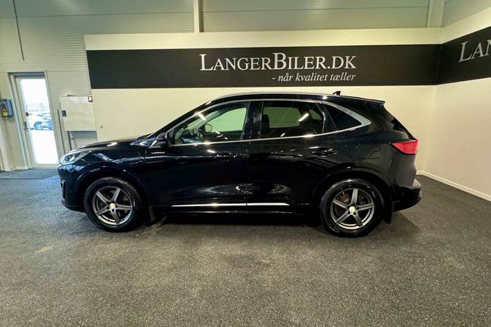 Sort Ford Kuga fra 2020