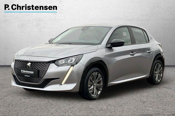 Grå Peugeot e-208 fra 2022 set udefra
