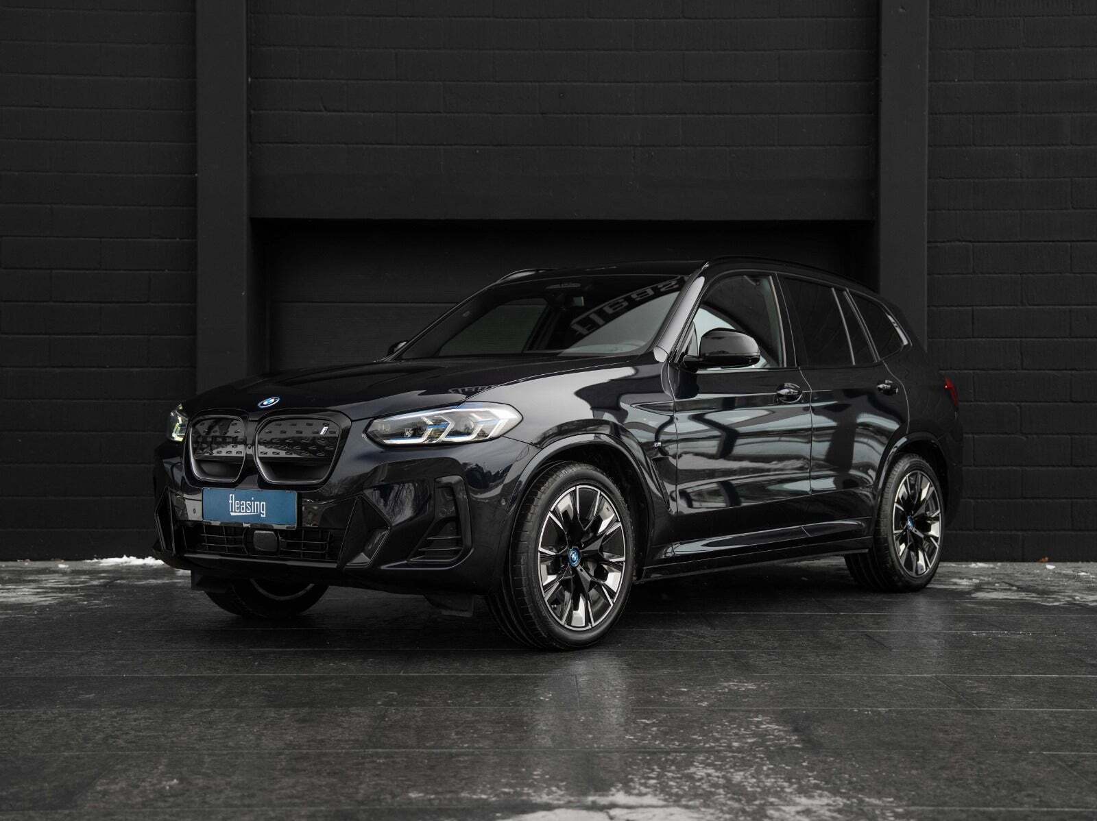 BMW iX3 Charged Plus M-Sport