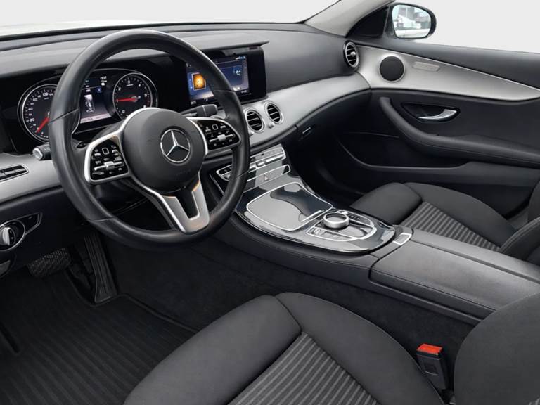 Mercedes E300 de 2,0 Avantgarde stc. aut.