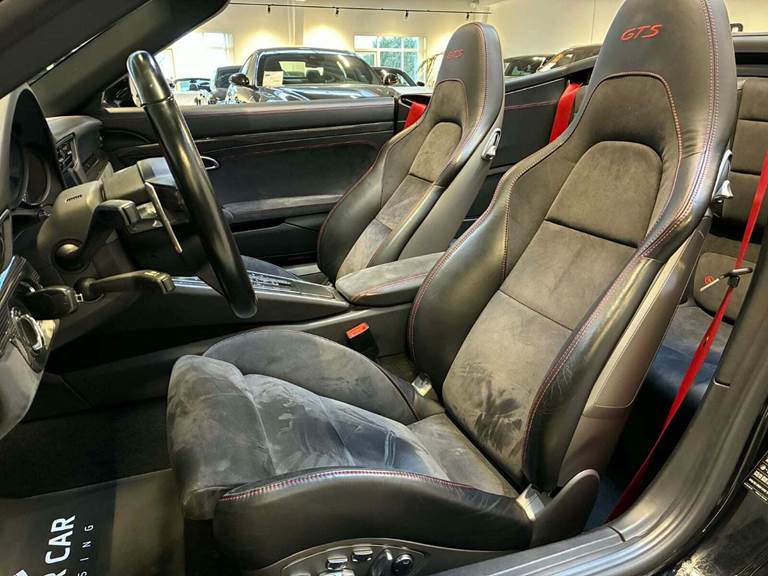 Porsche 911 Carrera 4 GTS 3,0 Cabriolet PDK