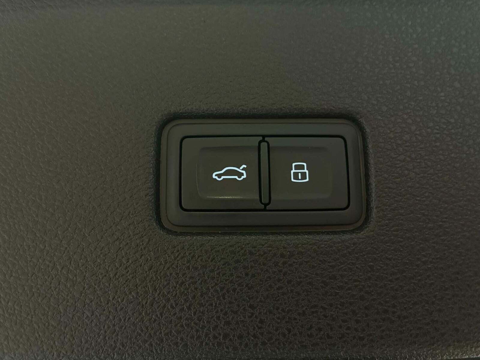 Sort Audi RS Q8 fra 2021