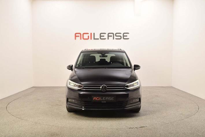 Sort VW Touran fra 2022