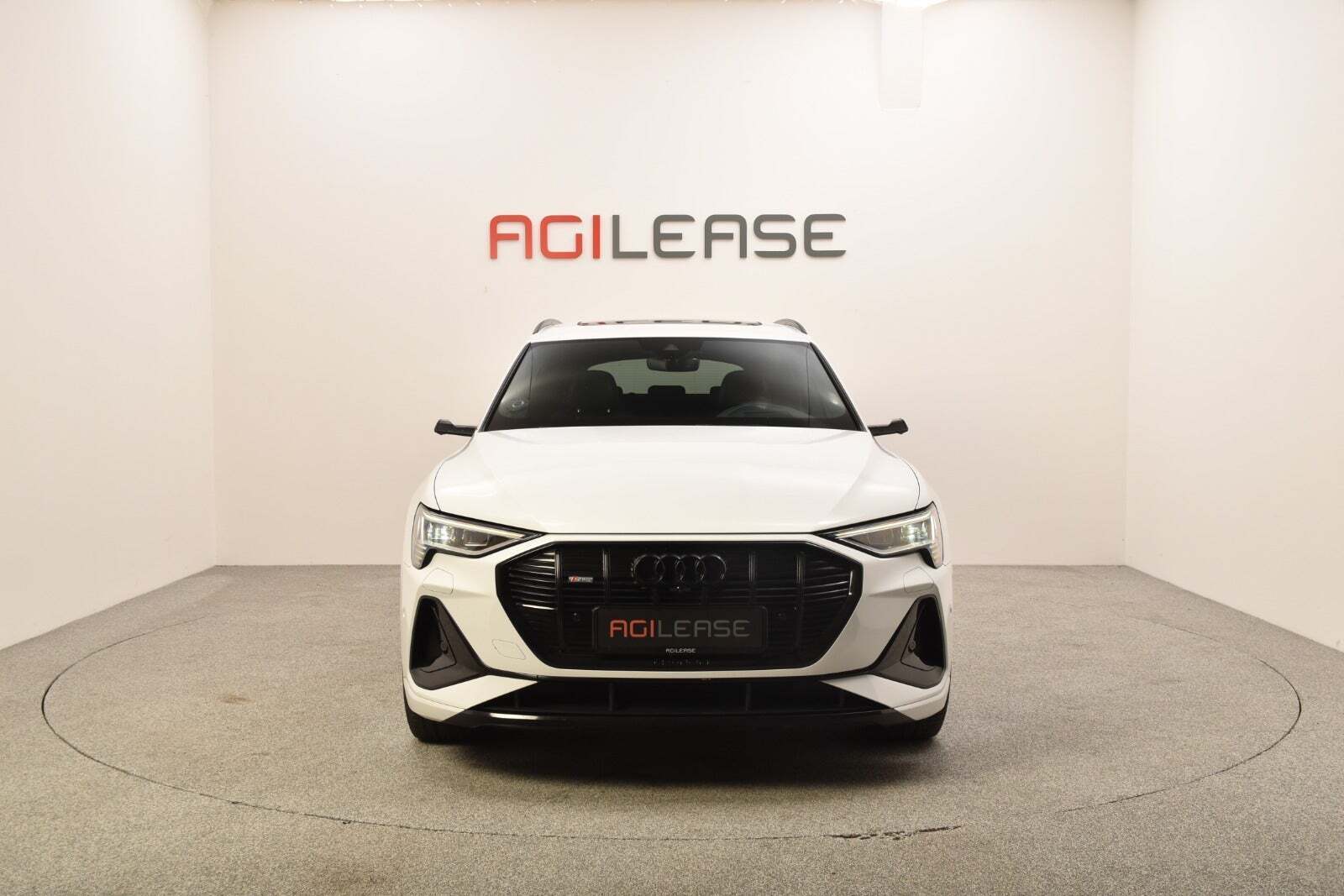 Audi e-tron 55 S-line quattro
