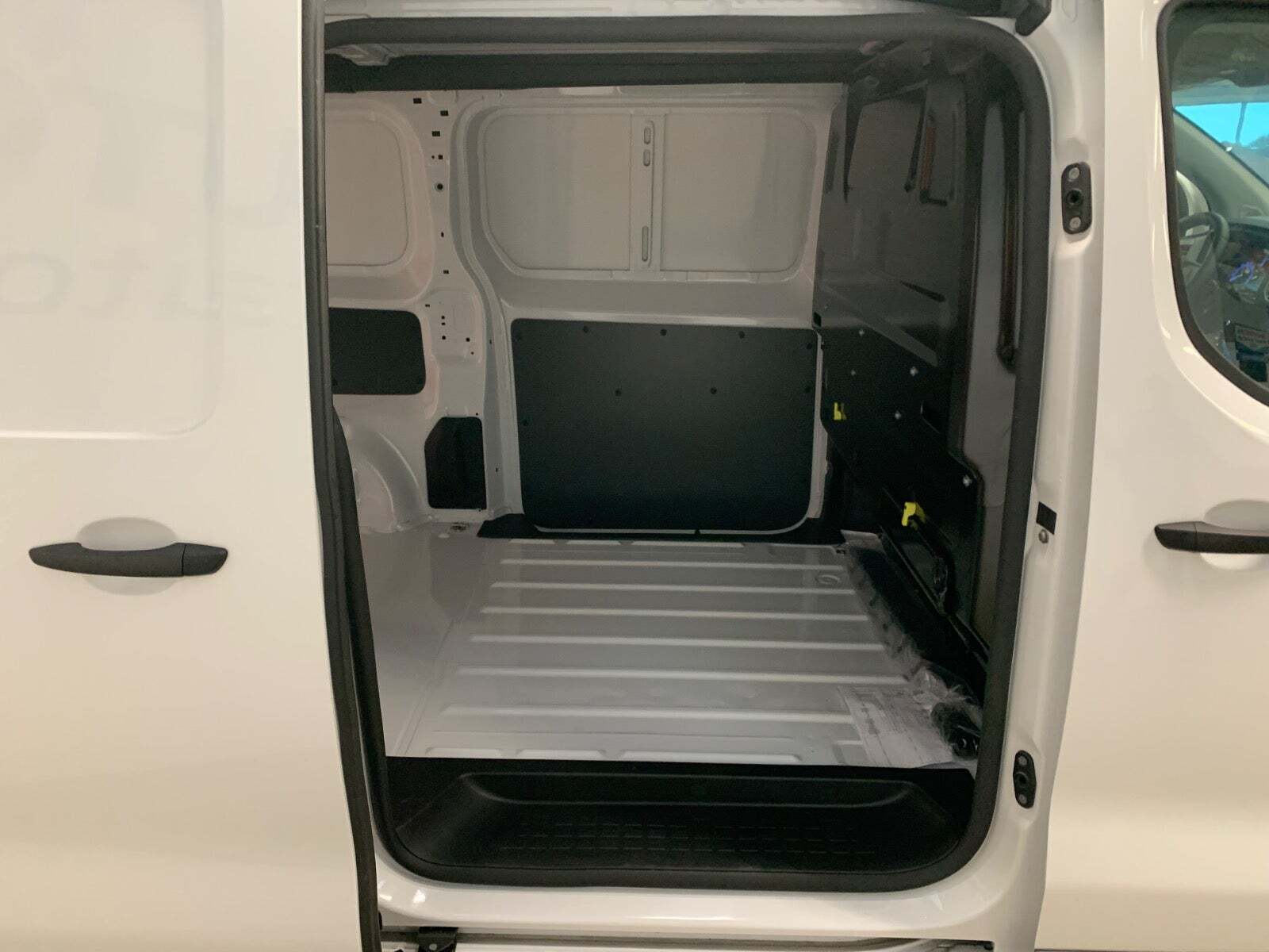 Hvid Citroën e-Jumpy fra 2025