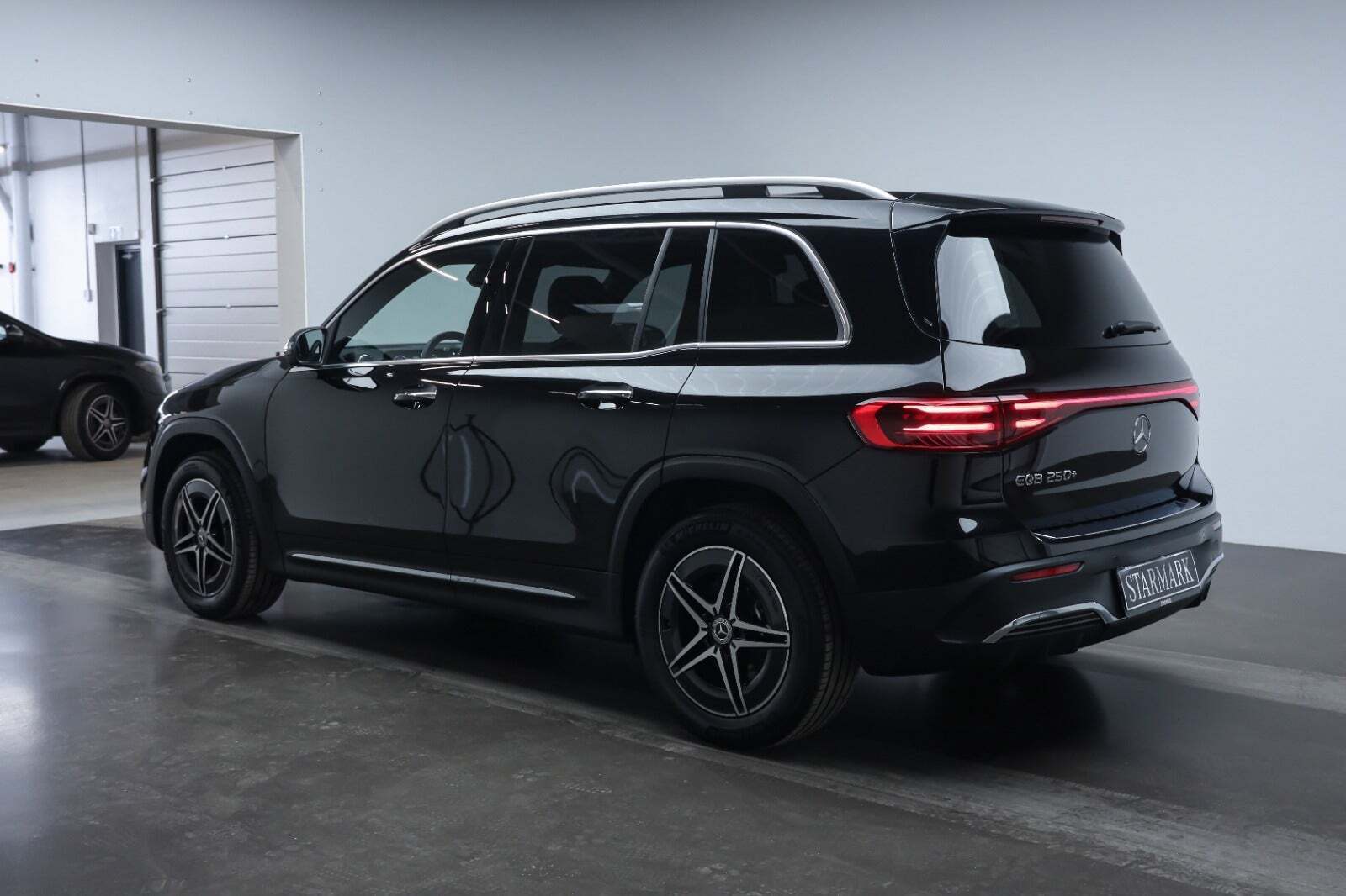 Mercedes EQB250+ AMG Premium