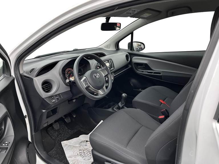 Toyota Yaris 1,0 VVT-I T1 69HK 3d