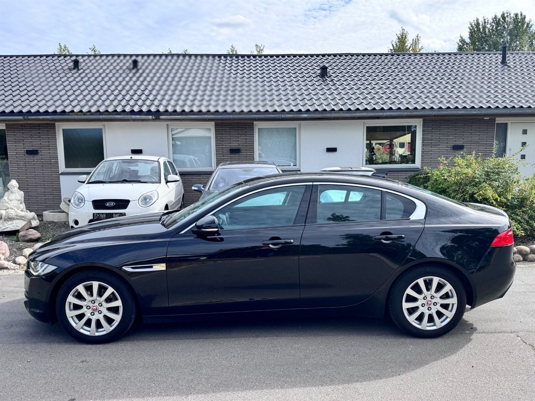 Jaguar XE 2,0 D Pure 180HK 8g Aut.