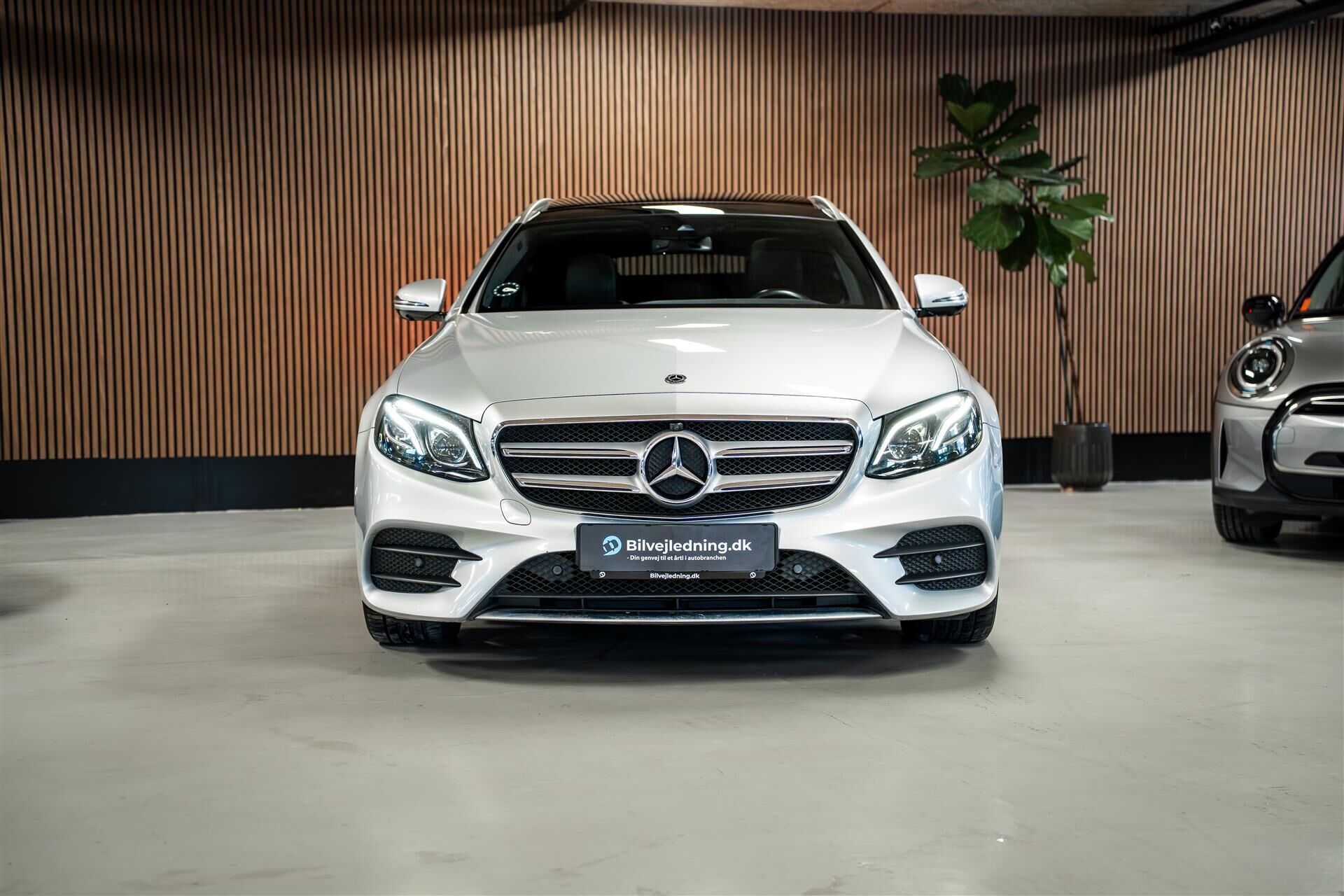 Mercedes E220 d 2,0 T CDI 4Matic 9G-Tronic 194HK Stc 9g Aut.