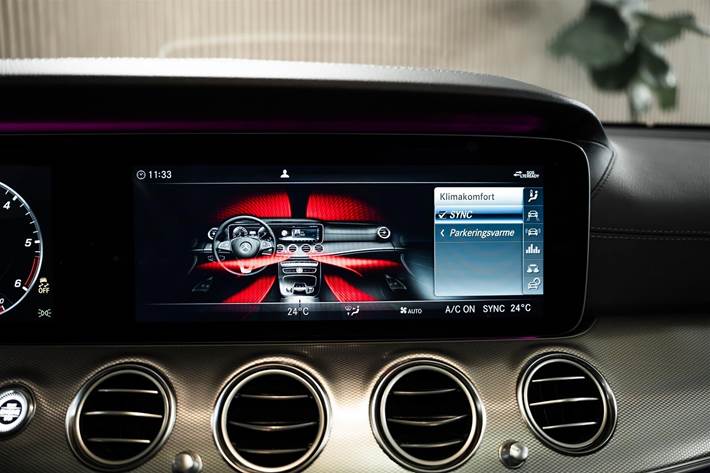 Sølv Mercedes E220 d fra 2019