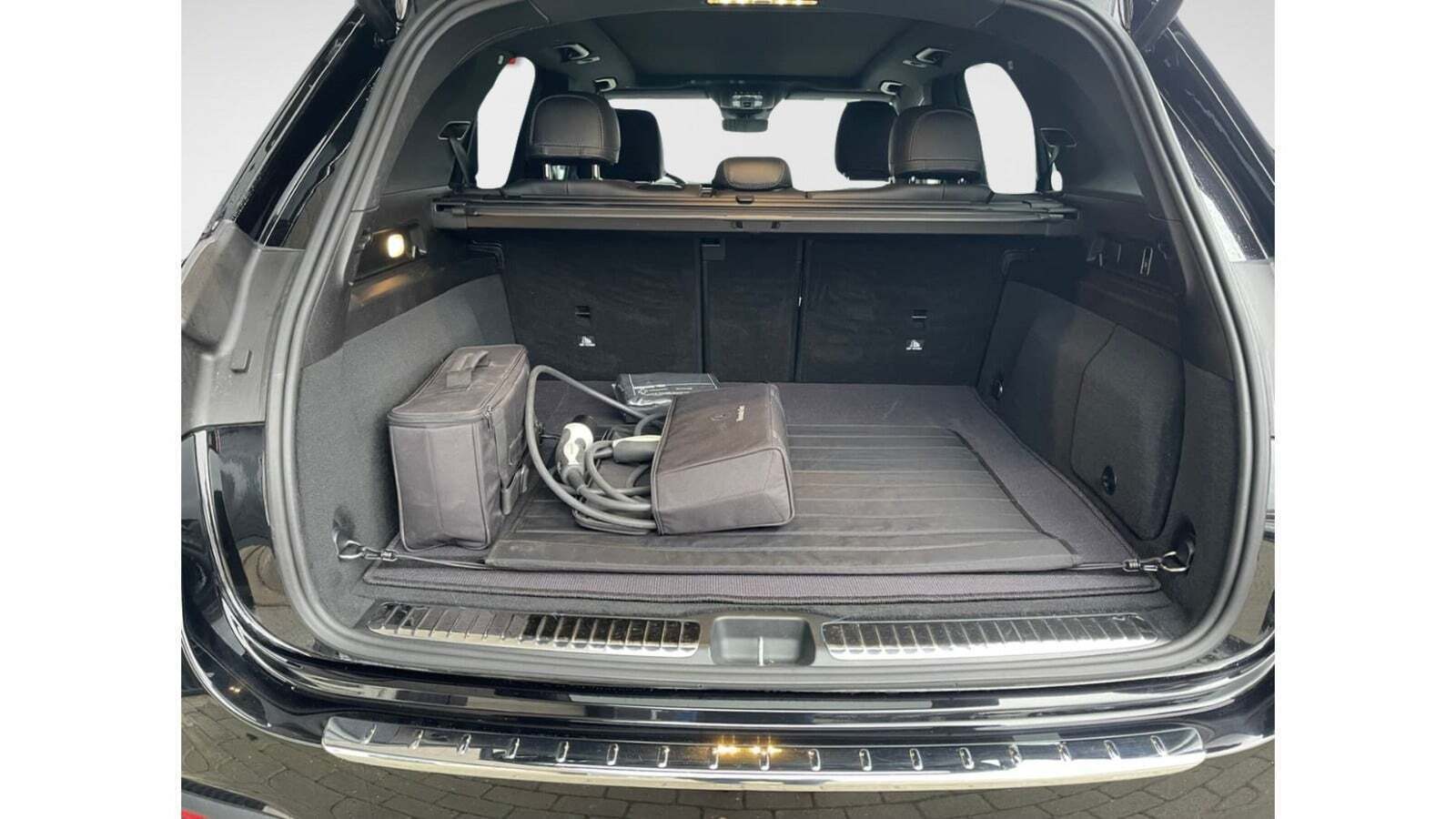 Sort Mercedes GLE350 de fra 2021