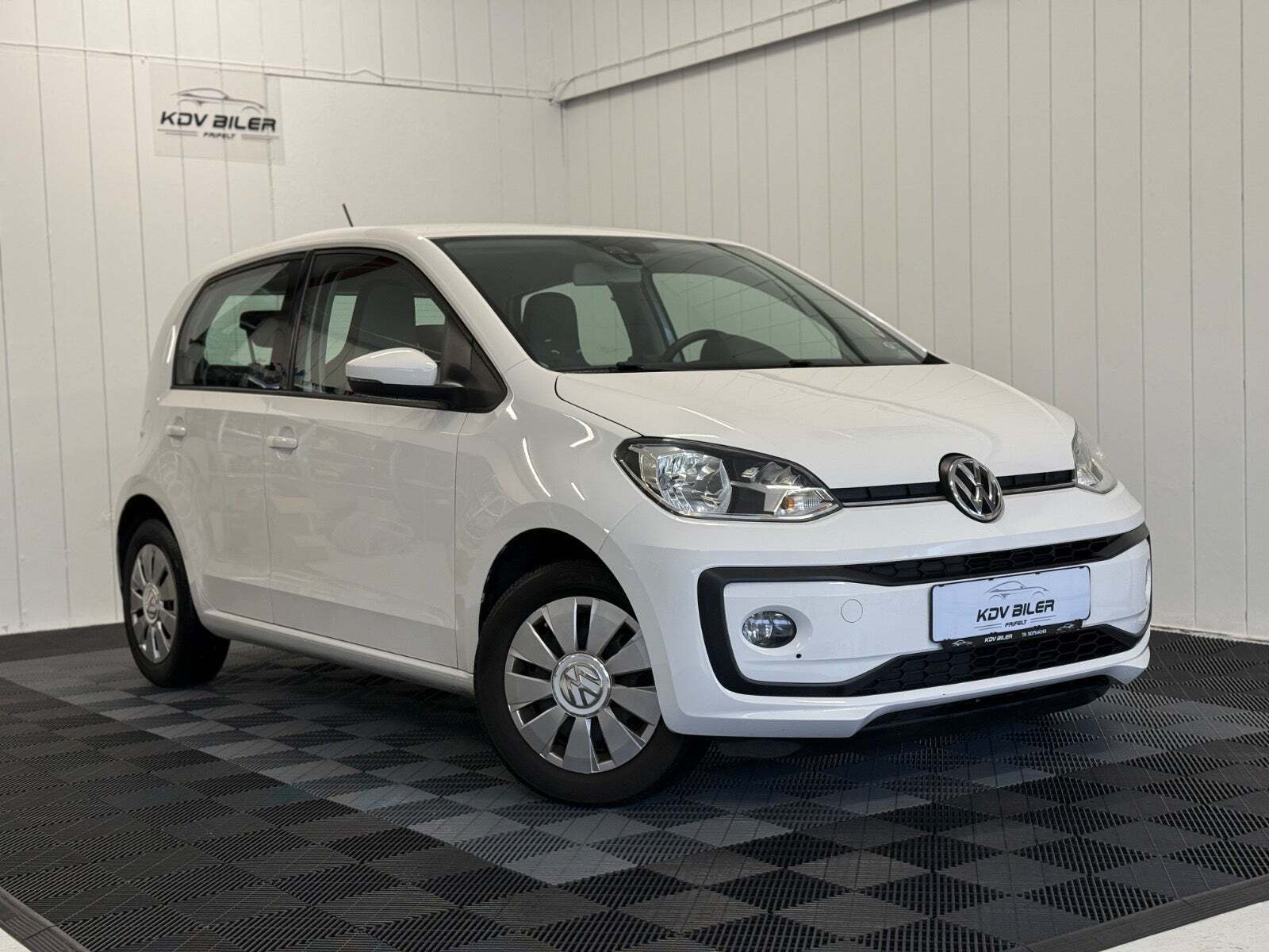 Hvid VW UP! fra 2018