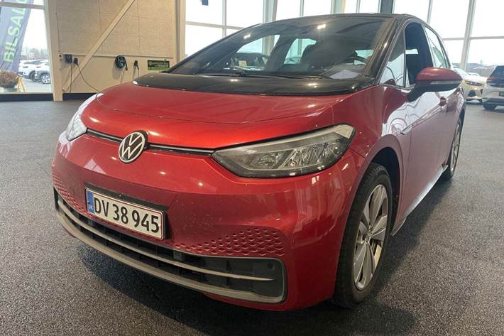 Sort VW ID.3 fra 2022 set udefra