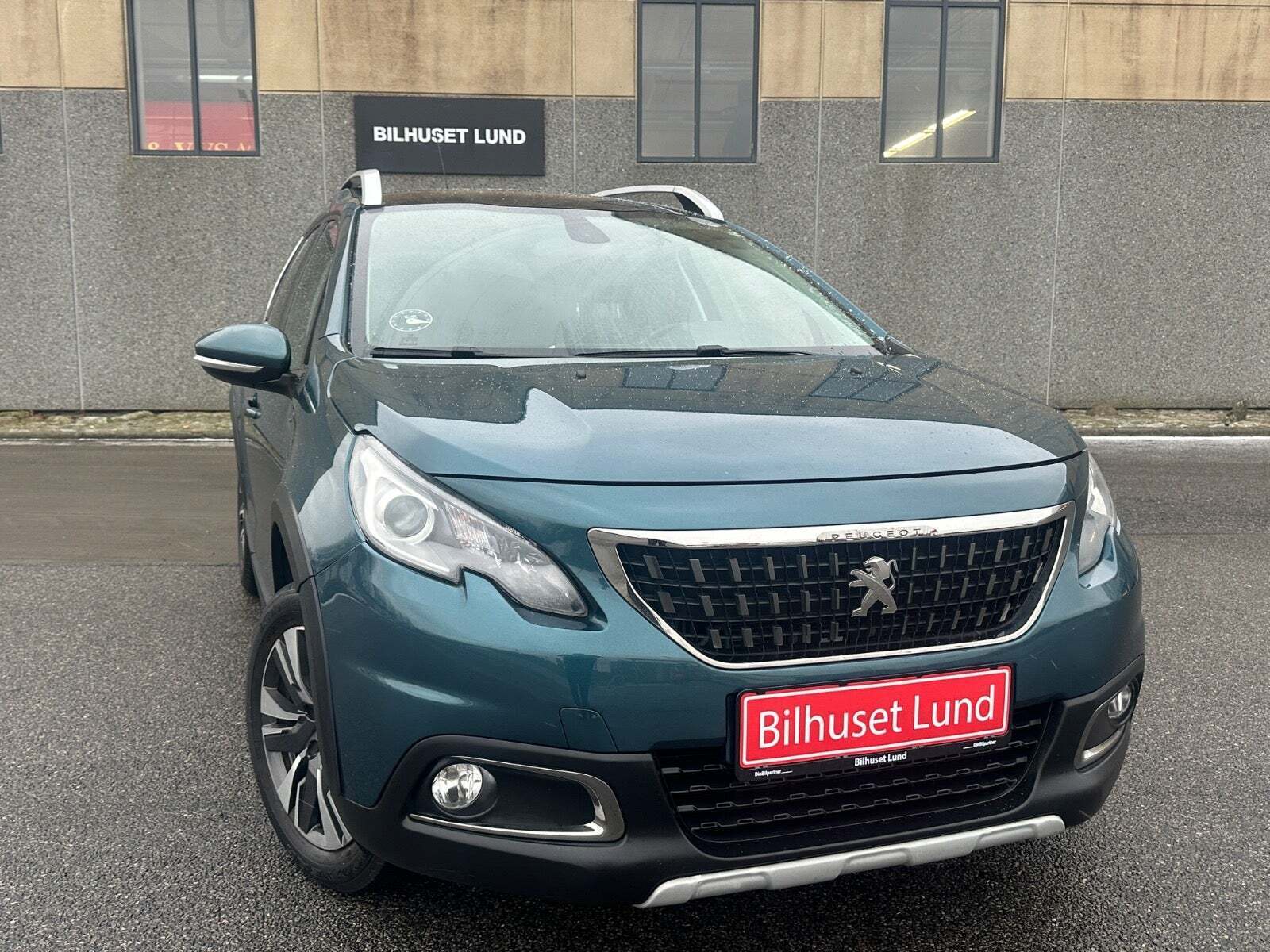 Peugeot 2008 1,2 PureTech 130 Allure Sky