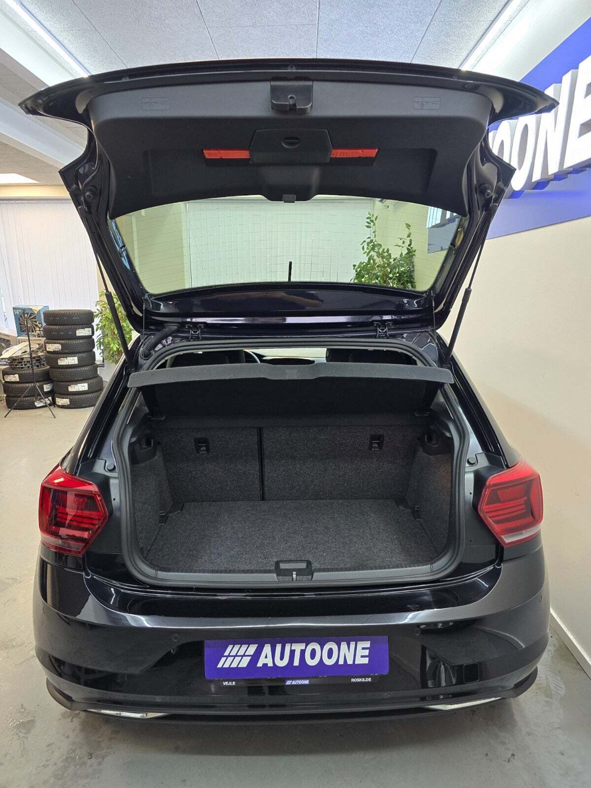 Sort VW Polo fra 2018