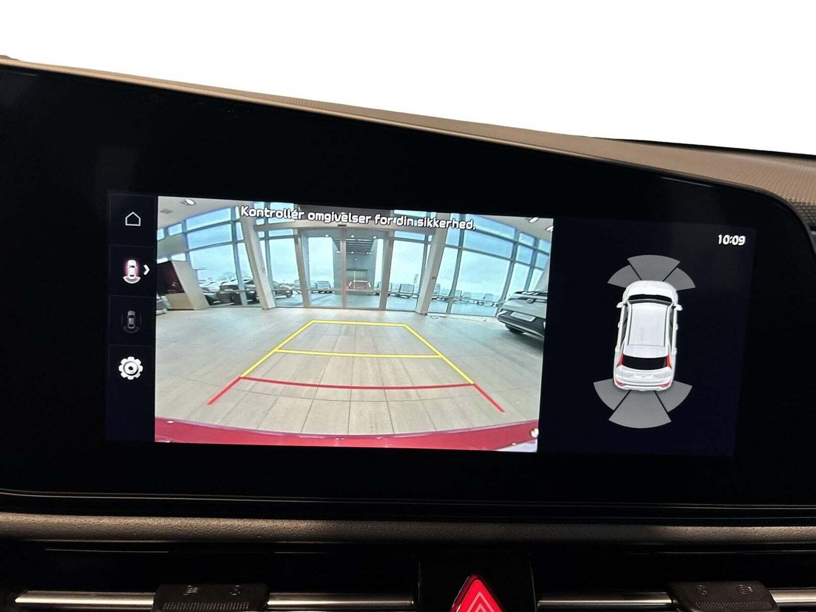 Rød Kia Niro fra 2025