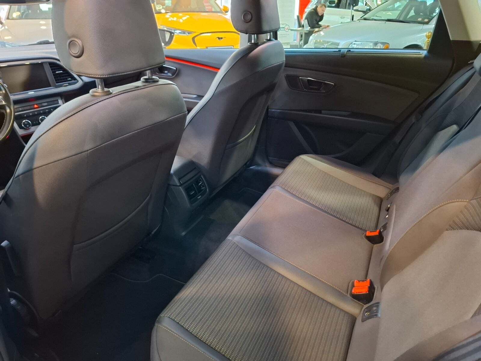 Sølv Seat Leon fra 2019