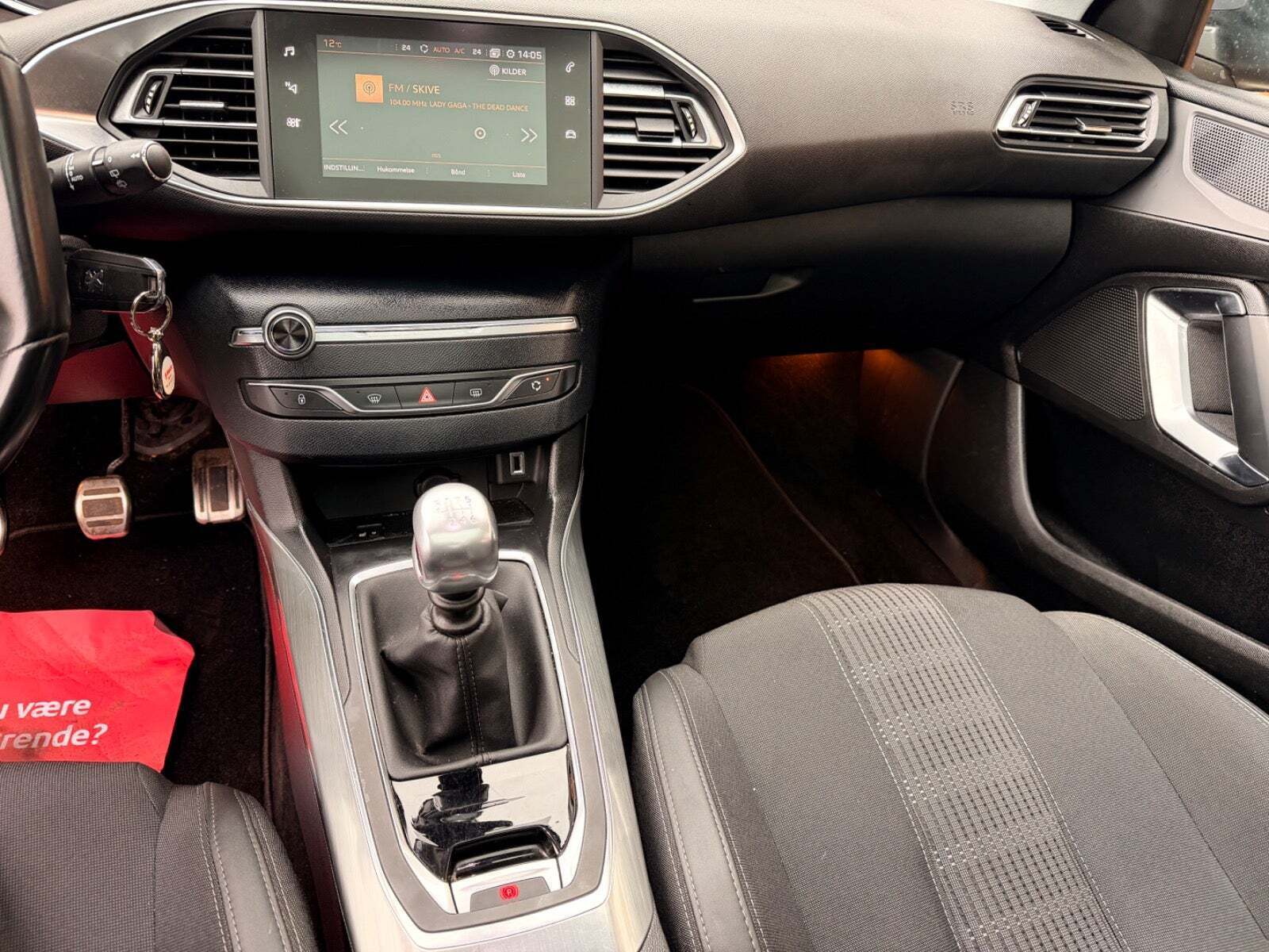 Peugeot 308 1,5 BlueHDi 130 Allure+ Sky SW