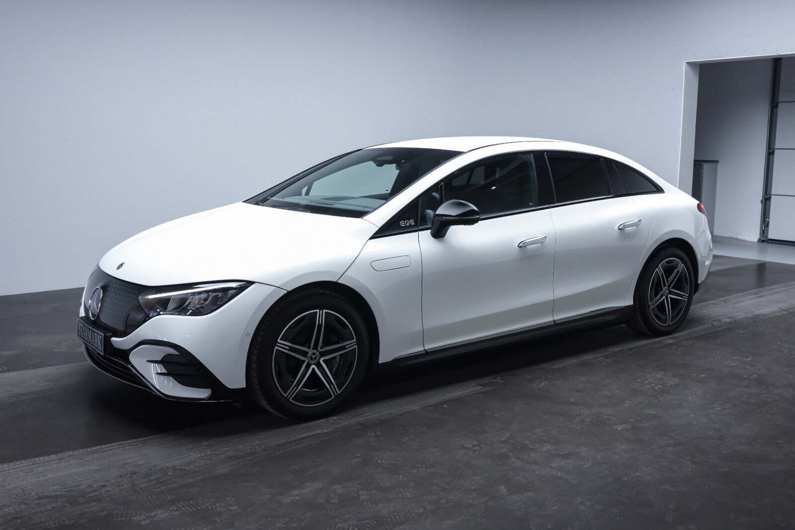 Mercedes EQE350 AMG Line