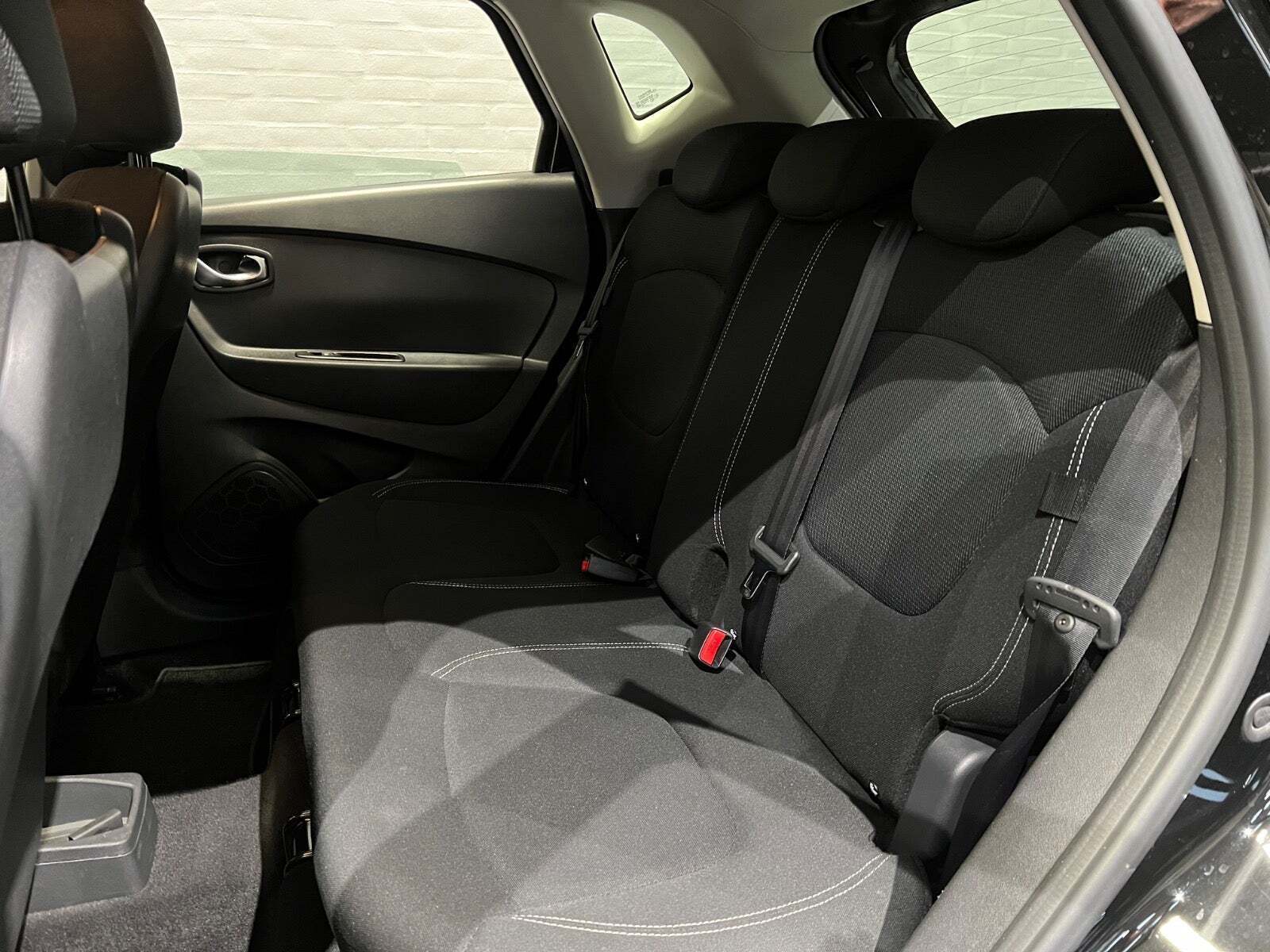 Sort Renault Captur fra 2018