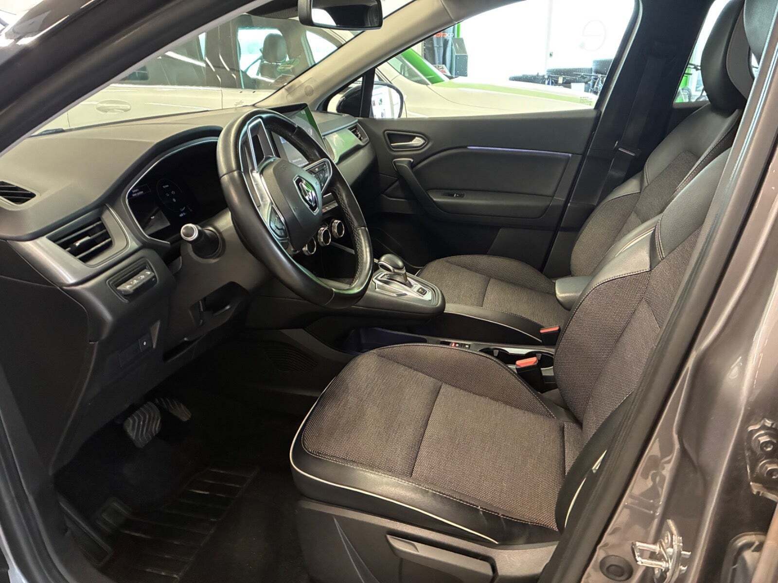 Renault Captur 1,6 E-Tech Intens