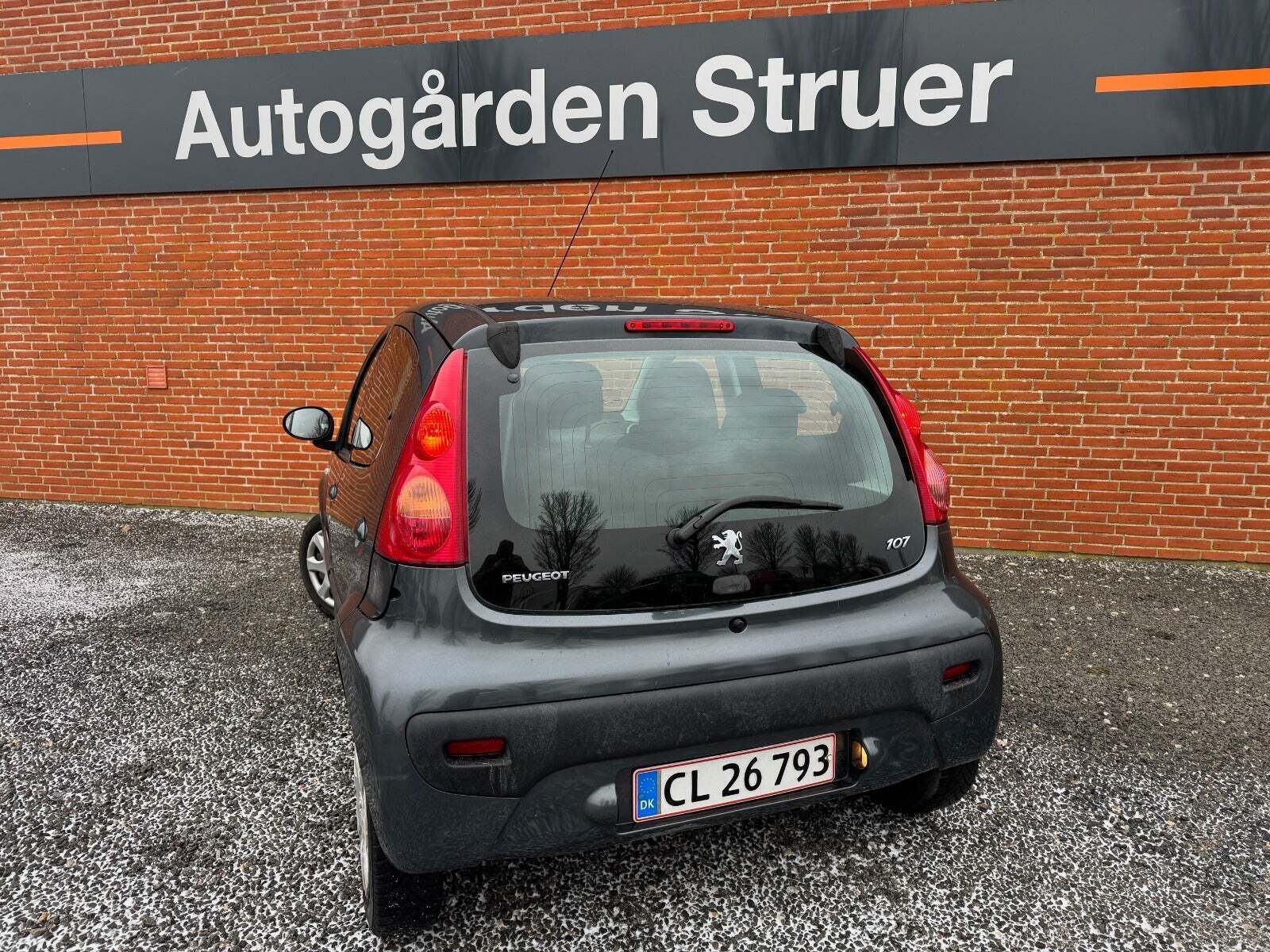 undefined Peugeot 107 fra 2010