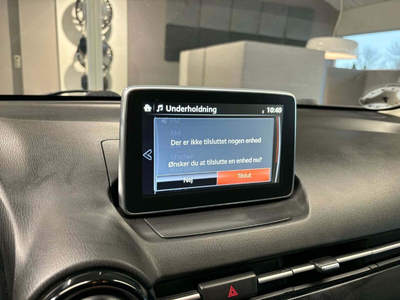 Sort Mazda 2 fra 2015