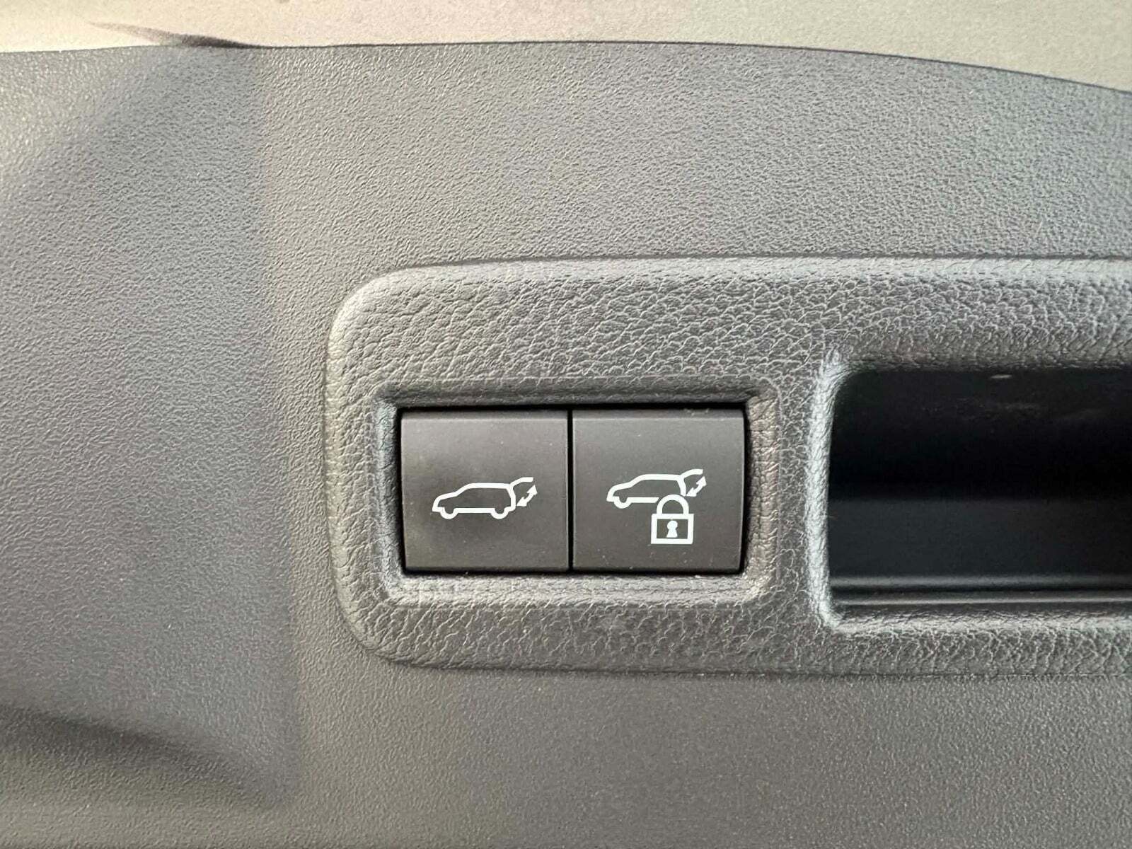 Subaru Solterra 71 Touring