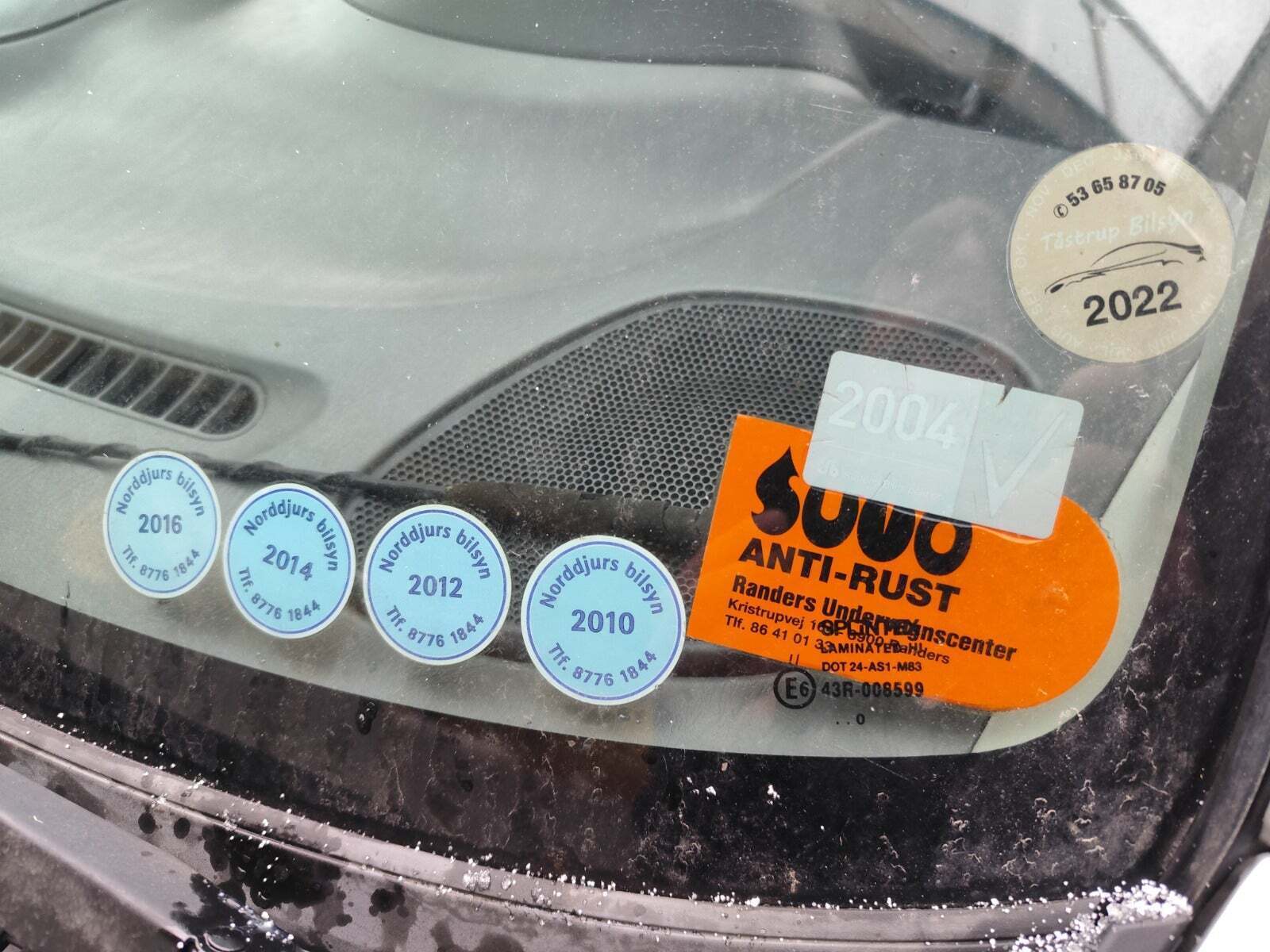 Sølv Suzuki Wagon R+ fra 2000