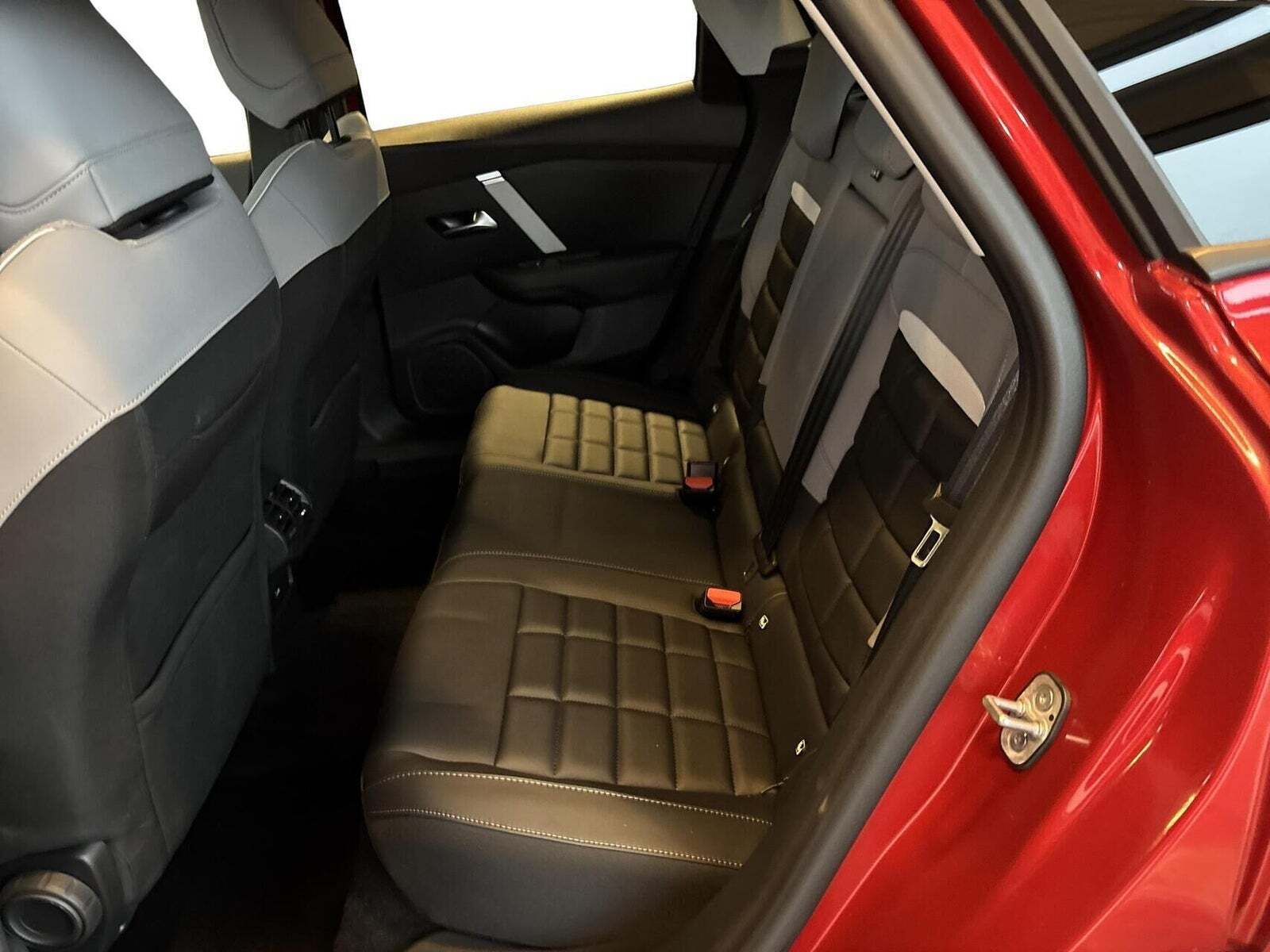 Citroën ë-C4 54 Max