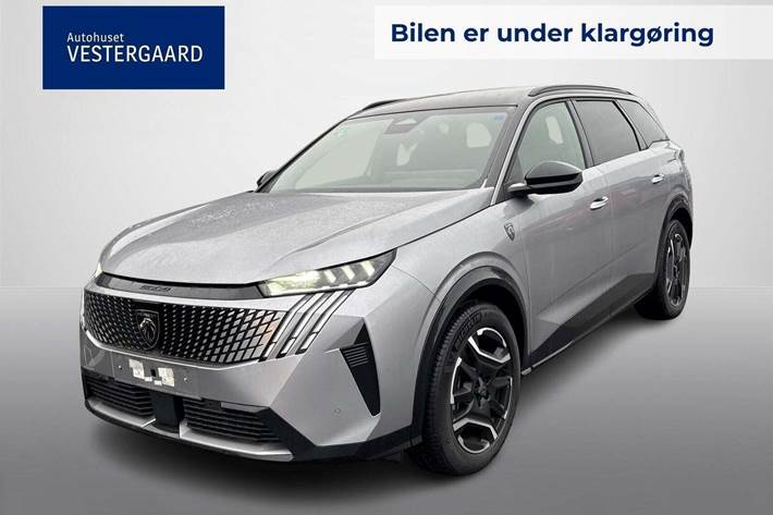Grå Peugeot e-5008 fra 2024 set udefra