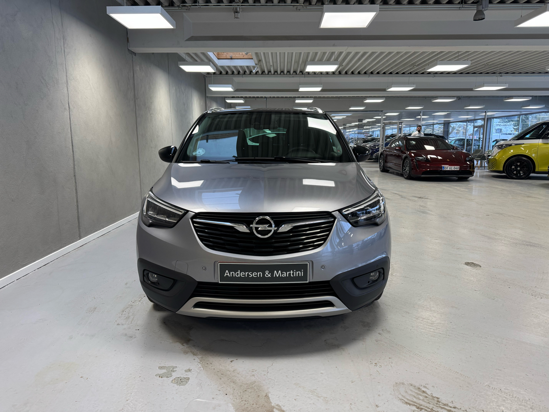 Sølv Opel Crossland X fra 2020