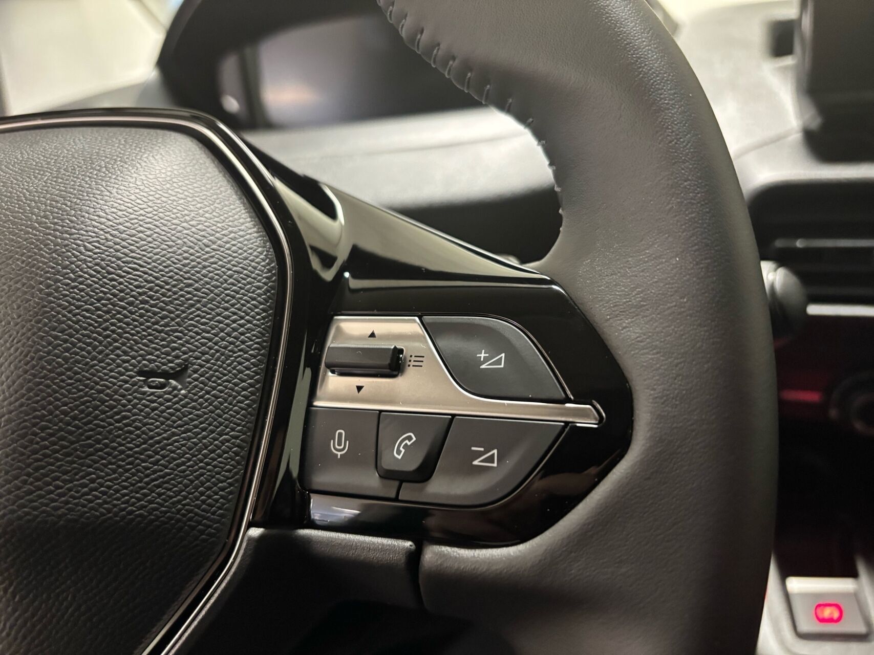 Peugeot Partner 1,5 L1 V1 BlueHDi Plus EAT8 130HK Van 8g Aut.