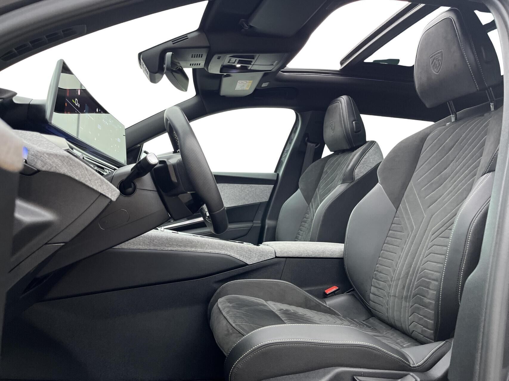 Peugeot e-5008 EL GT Pack 210HK 5d Aut.