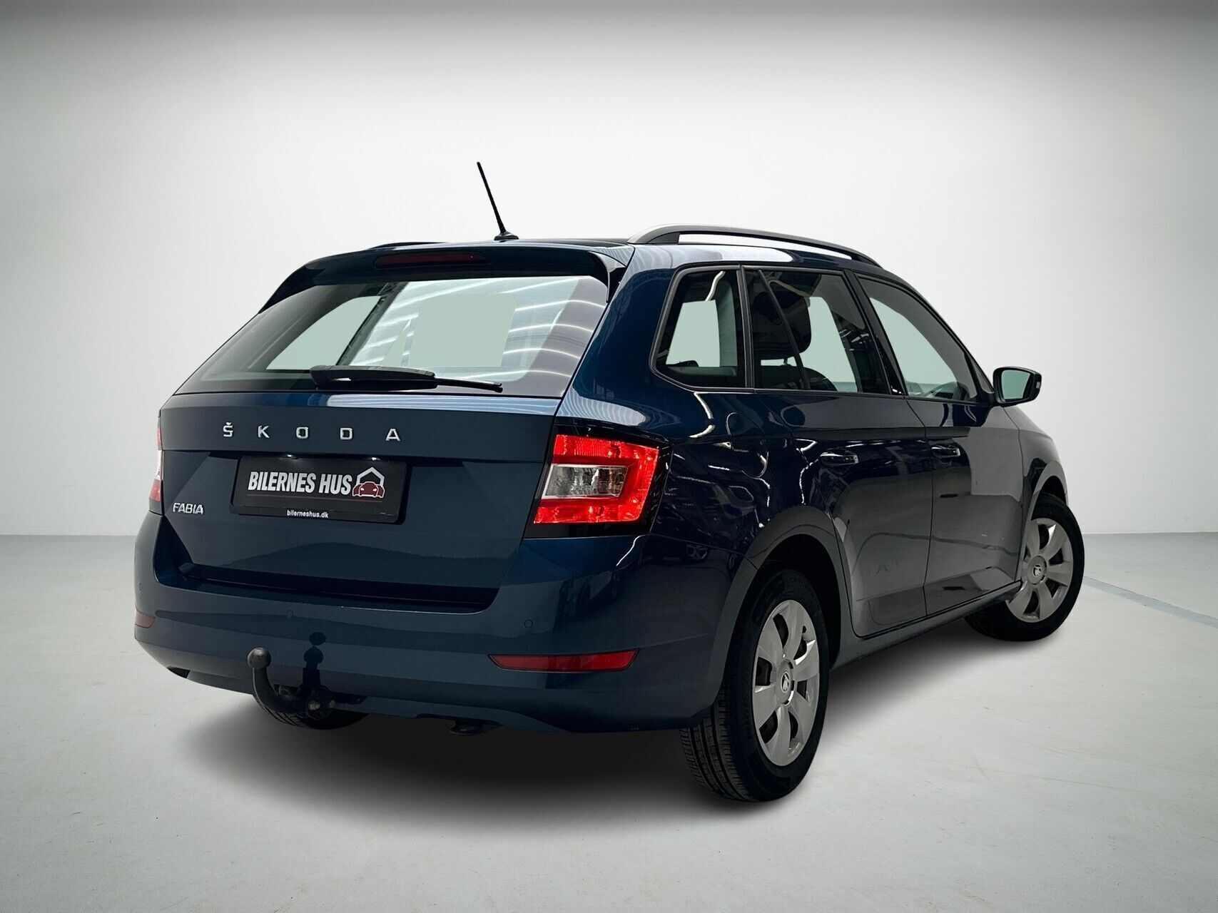 Blå Skoda Fabia fra 2020