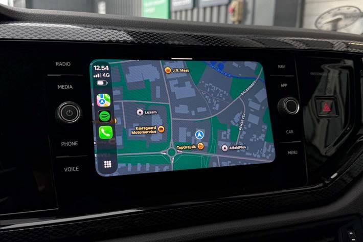 Sølv VW Polo fra 2022