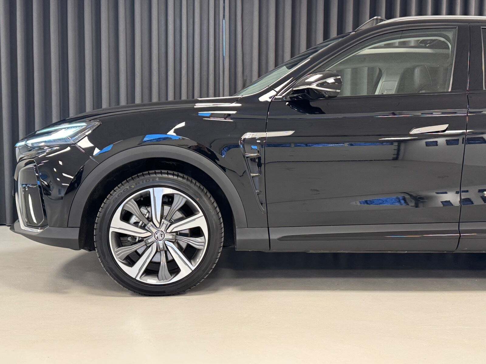 Sort MG Marvel R fra 2024