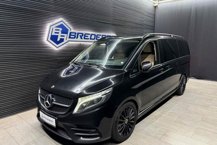 Sort Mercedes V300 d fra 2020