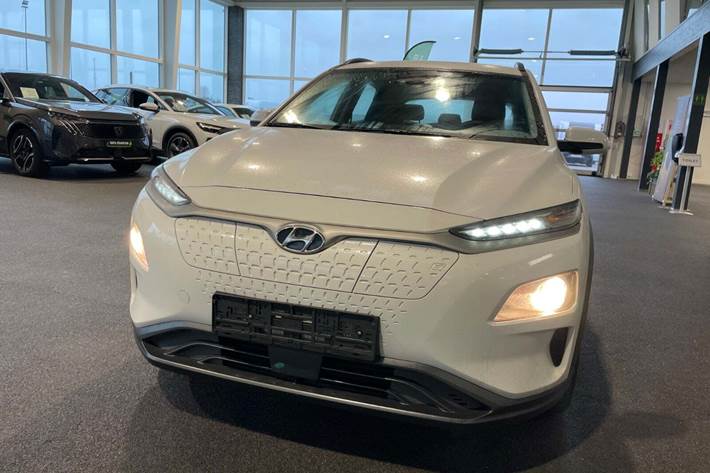 Hvid Hyundai Kona fra 2022