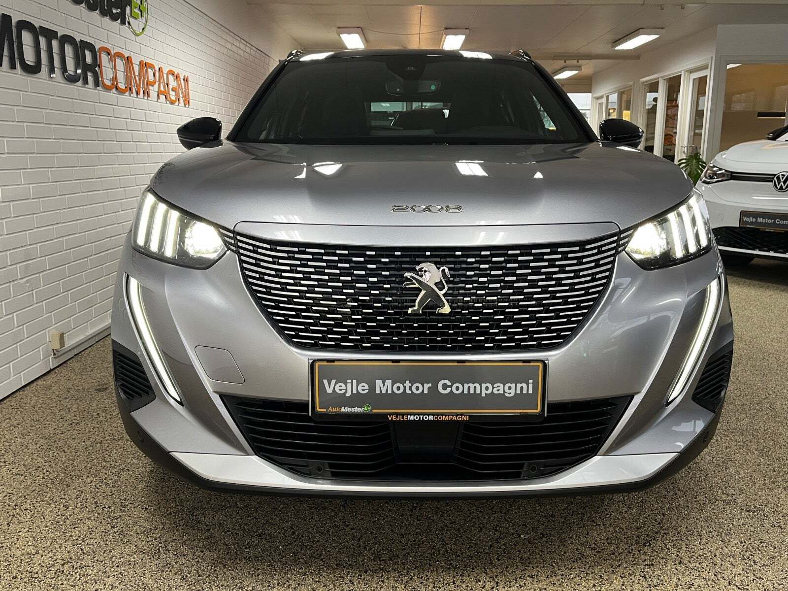 Peugeot e-2008 50 GT Sky