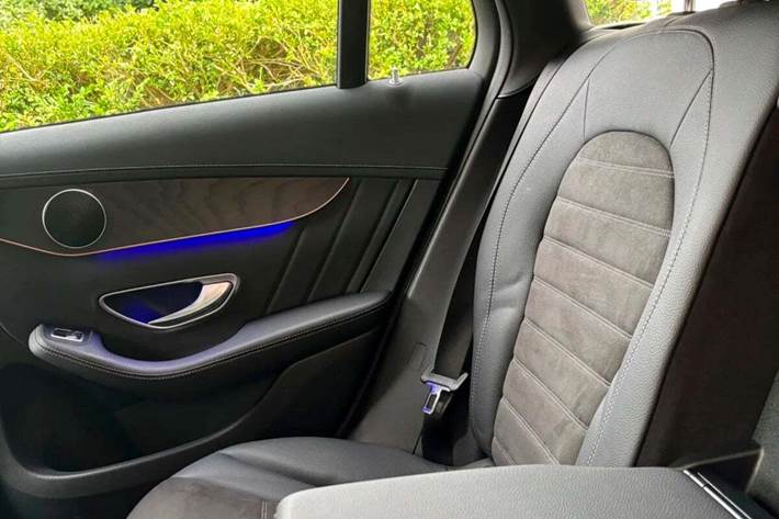 Sort Mercedes EQC400 fra 2020