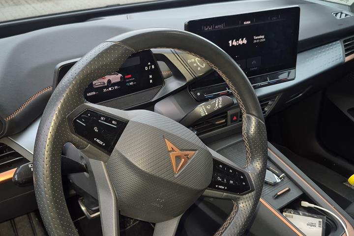 Brun Cupra Born fra 2022