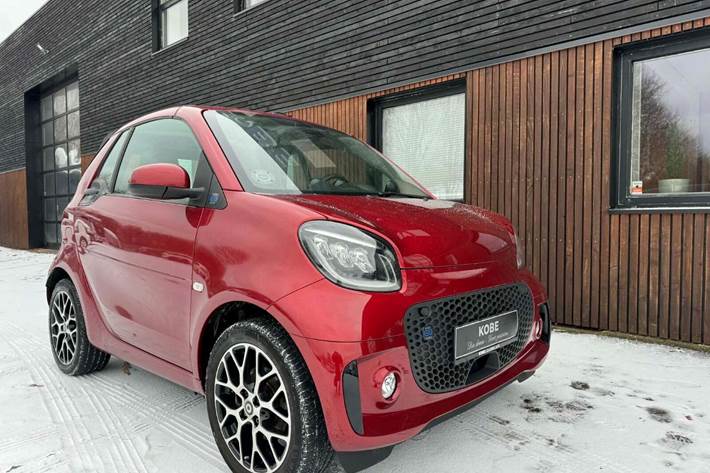 Grå Smart Fortwo fra 2021 set udefra