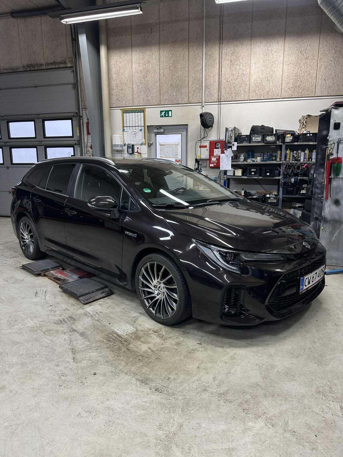 Brun Suzuki Swace fra 2021